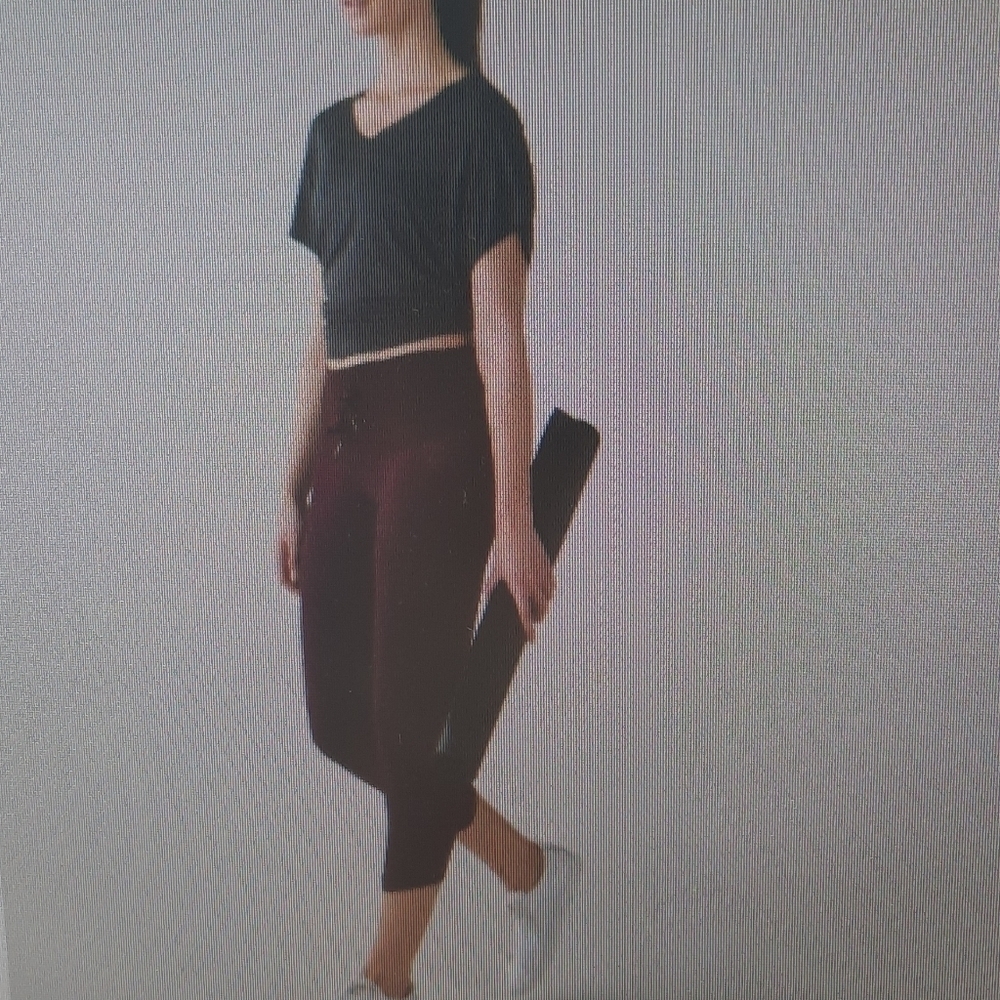 Lululemon Shake It Out Crop Star Pixel 4